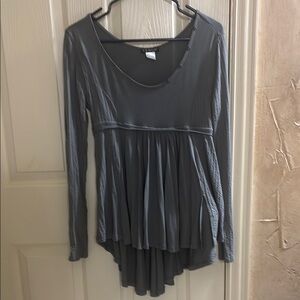 VENUS Charcoal Flowy Long Sleeve Top